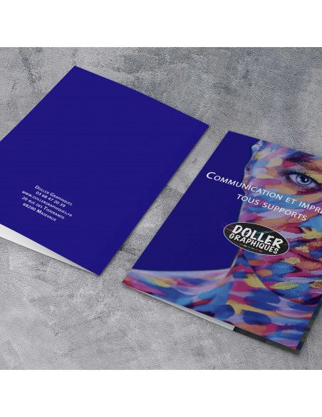 Dépliant A4 plié en 2